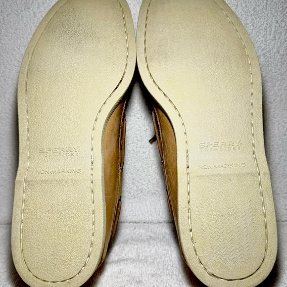 Authentic Original™ Boat Shoe.  The most iconic silhouette is handsewn. #sperry - Picture 3 of 6